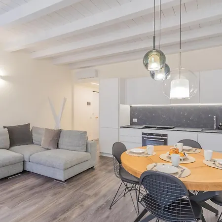 Modern & Stylish In By Rent